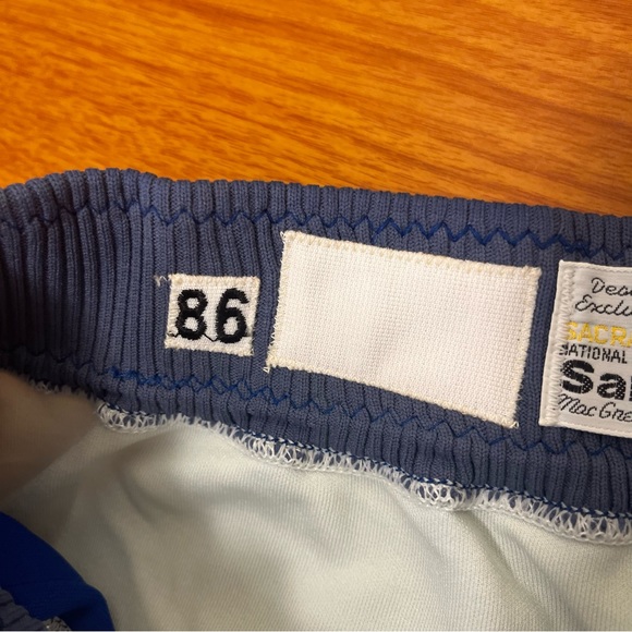 Sacramento Kings Vintage Team Issued Shorts - Picture 4 of 15